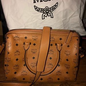 MCM authentic shoulder purse 👜